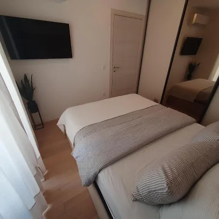 Maria-ana Apartment *