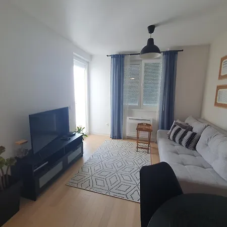 Maria-ana Apartment *